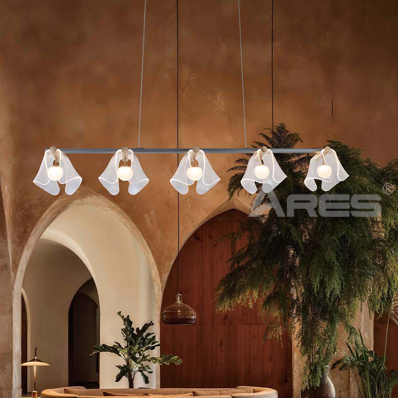 AD2821/AB2821 Light Luxury Round Ceiling Pendant for Boutique Hotel Room